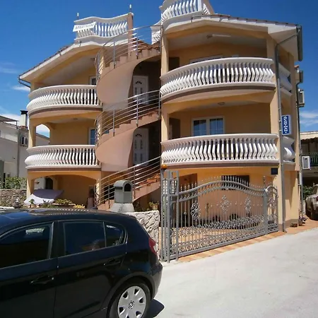 In 7557 Vodice