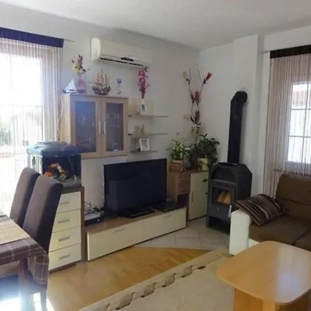 Apartament In 7557